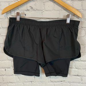 Lululemon "Zoned in" 2 in 1 running shorts-Size 8